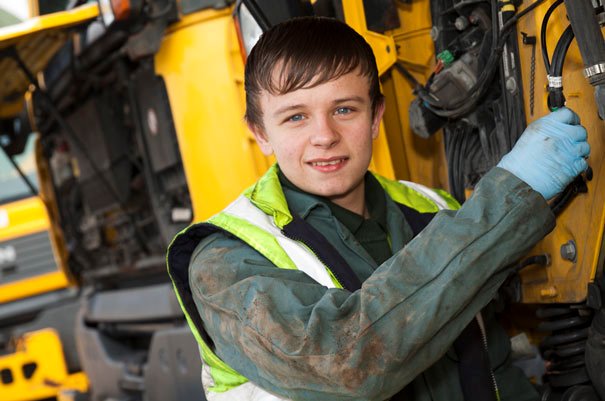 Apprenticeships Deliver For The Council At Beverley Depot