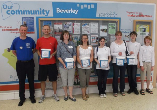 Beverley Shoppers Support Queensgate Charity Pre-school’s Tesco Bag Pack