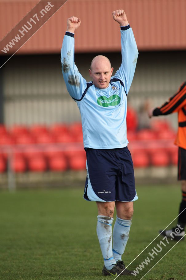 O'Connell Spot Kick Sends Town To Northern Counties Senior Cup Final