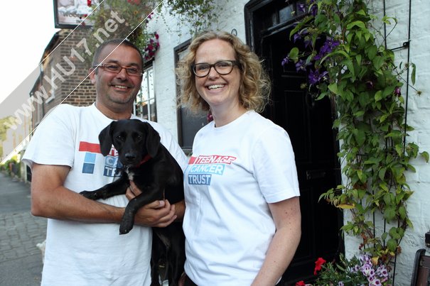 Local Walkers Raise Over £2000 For Teenage Cancer Trust