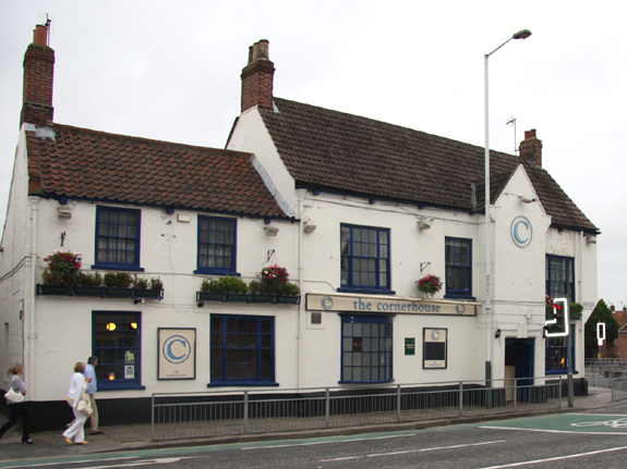 Local Fire Fighters Tackle Kitchen Blaze at Corner House