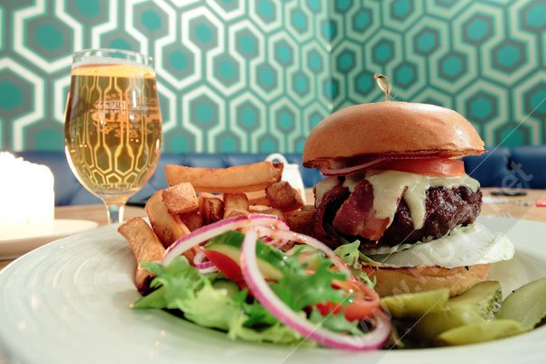 The Beehive Burger – Locally Sourced Burger Goes Down a Treat