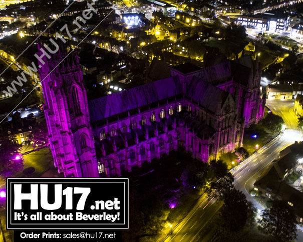 PHOTOS : Beverley Minster Goes Purple