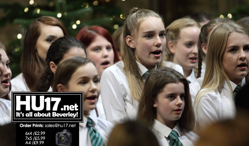 GALLERY : Longcroft School's Carol Service @ St Mary's Church