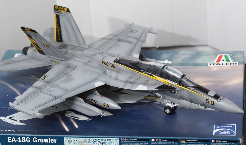 ITALERI - EA - 18G Growler Build Review And Photos