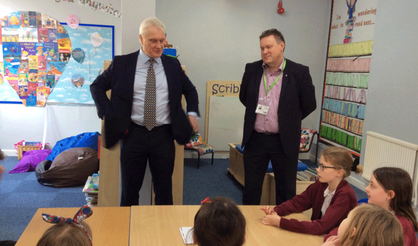 Graham Stuart Visits Beverley Minster Primary School