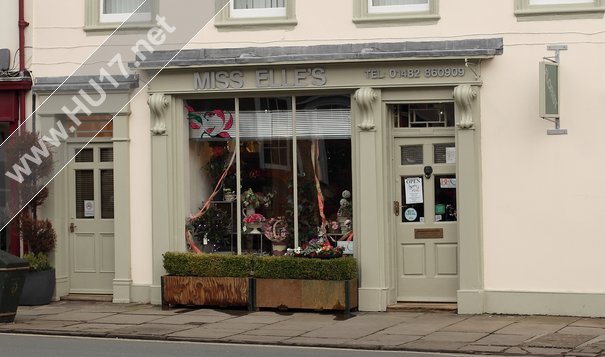 01482 860909 - Miss Elle's - 22a, North Bar Without, Beverley, East Yorkshire HU17 7AB