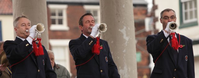 Armistice Day : Beverley Pauses For Two Minutes