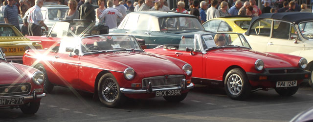 Massive Crowds Enjoy The Beverley Classic Car Show