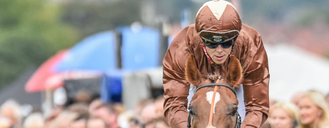 BEVERLEY RACES : Ben Curtis Joy At Beverley Top Jockey Award