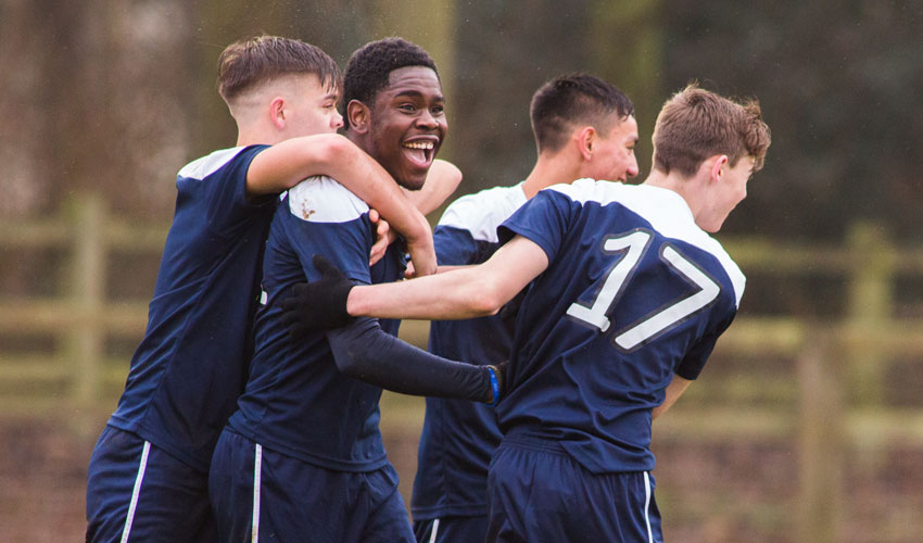 Bishop Burton College Reach National Football Play Offs