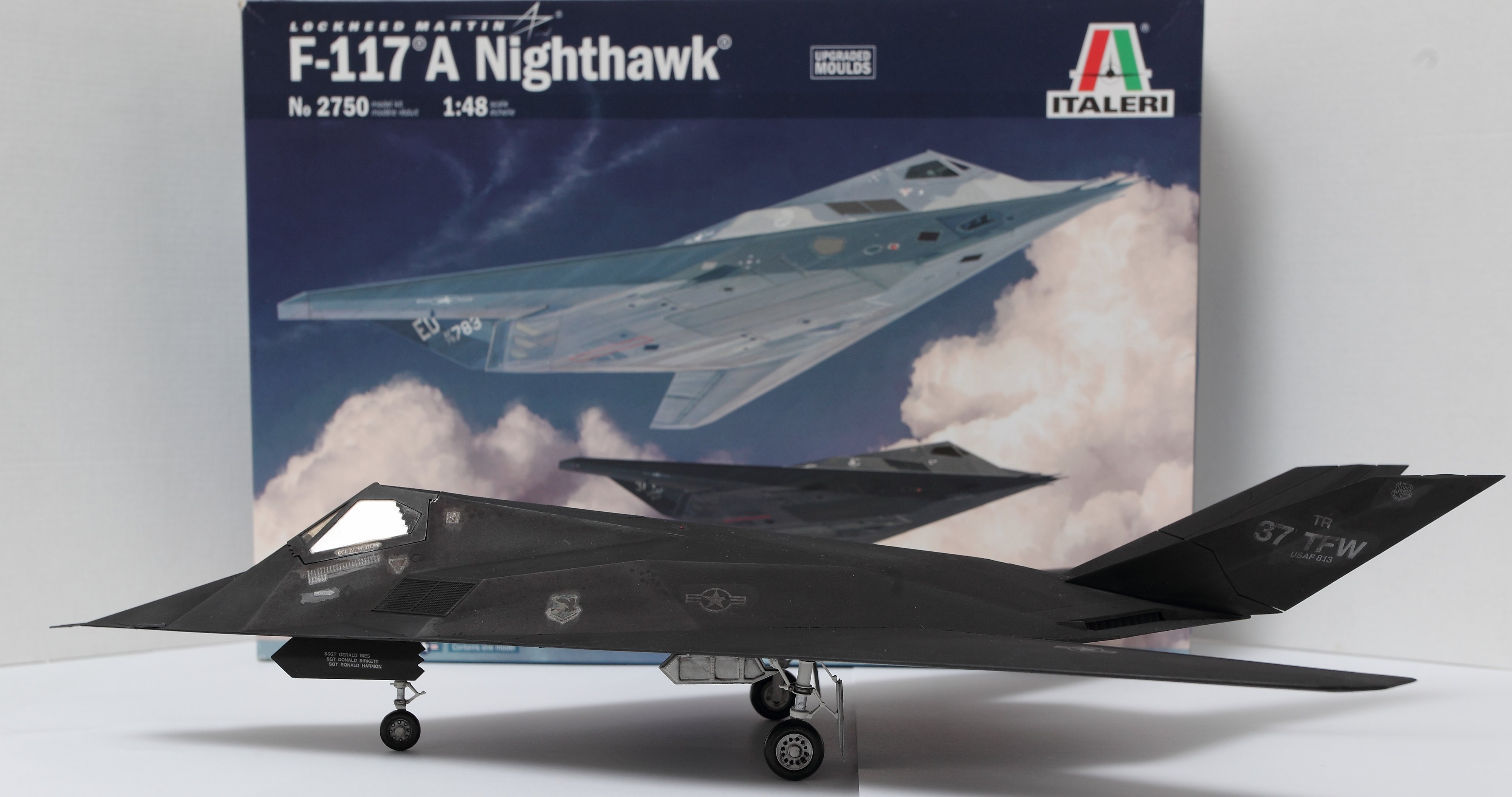 Lockheed F-117A Stealth Nighthawk 1:48 By Italeri