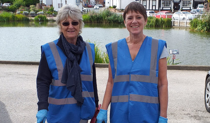 Litter Pickers Donated To Swanland Village Association