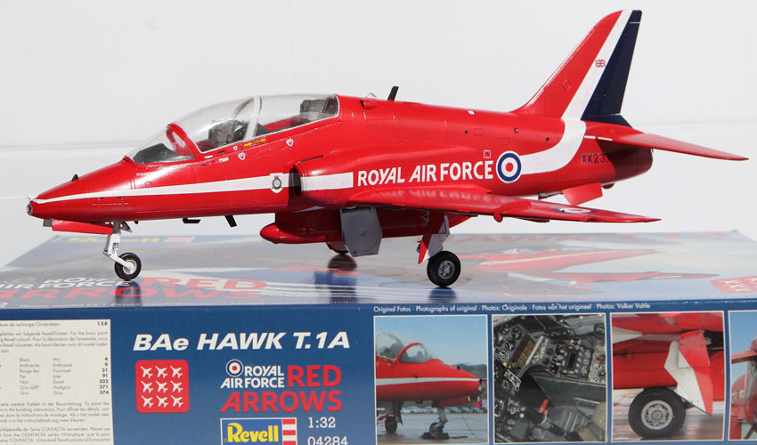 Revell 1/32 Red Arrows