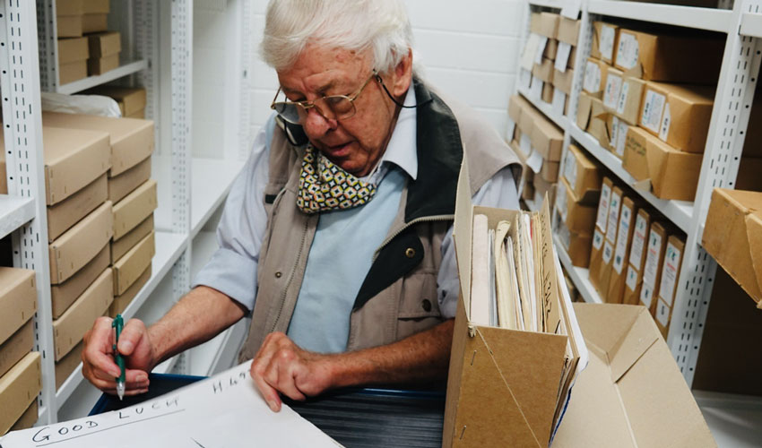 Celebrated Hull Historian And Photographer Gifts His Life’s Work To City