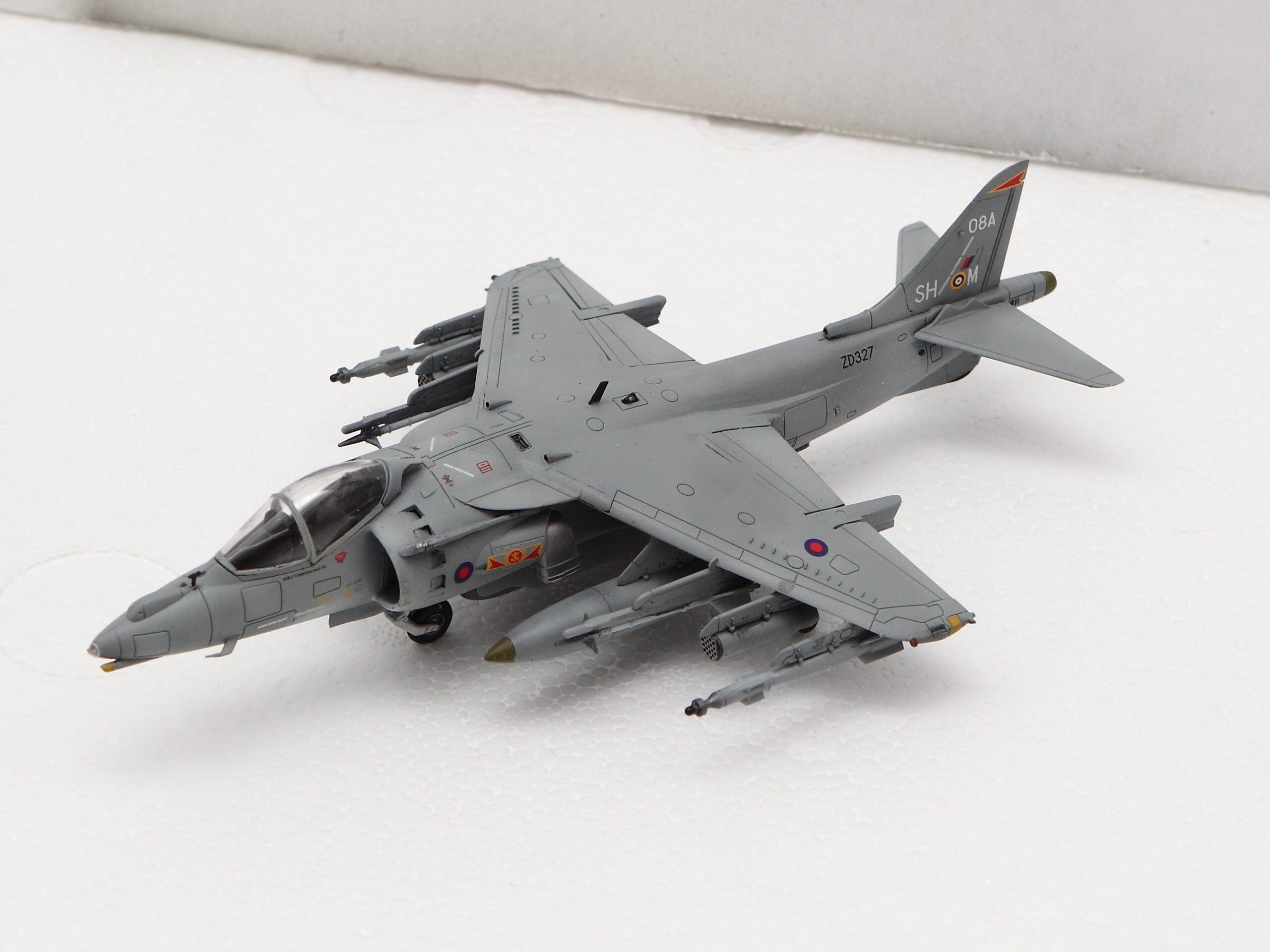 Airfix : BAe Harrier GR7A/GR7A : 1/72 Scale Model : In Box Review 