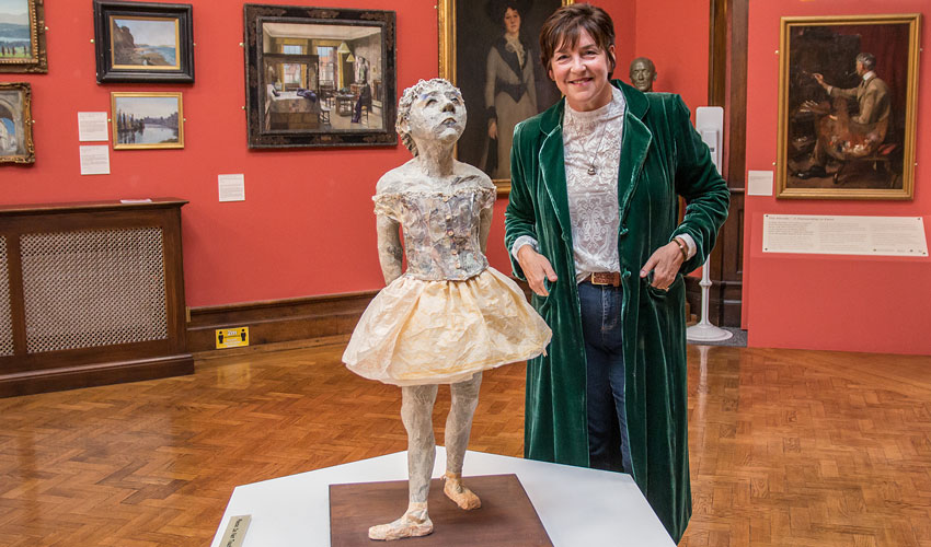 East Yorkshire Sculptor Worthy Winner of Open Art at Beverley Art Gallery