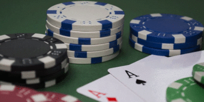 Leveraging Knowledge of Poker Game Mechanics to Predict Outcomes and Adapt Strategies